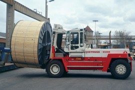 SVETRUCK 18-30 tons forklift is suitable for port-, terminal- and stevedoring companies.