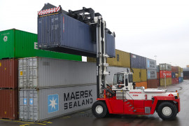 Container handlers 