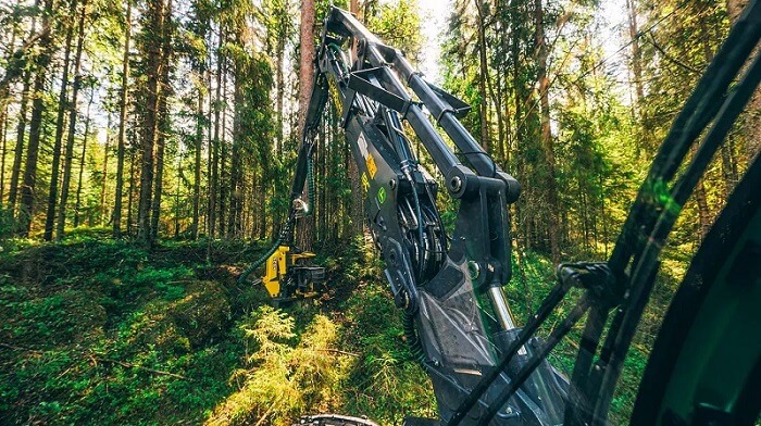 Strėlė yra labai tiksli ir stabili net ištiesus iki galo.