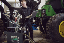 JOHN DEERE „TimberCare“ – miško technikos techninė priežiūra