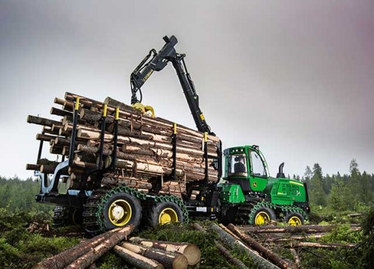 JOHN DEERE miško technika – didžiausia G serijos medvežė – 1910G 