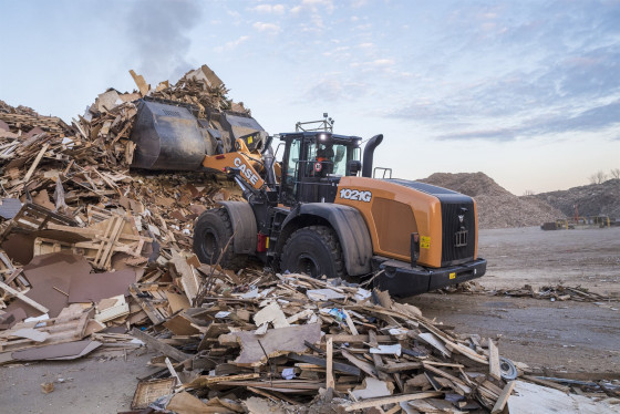 CASE 1021G wheel loader.