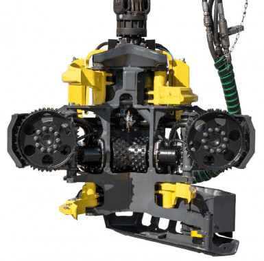 JOHN DEERE miško technika – H424 kirtimo galva vidutinio dydžio JOHN DEERE medkirtėms.