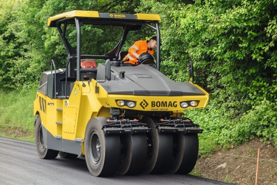 BOMAG Asphalt Pneumatic Tyred Roller 