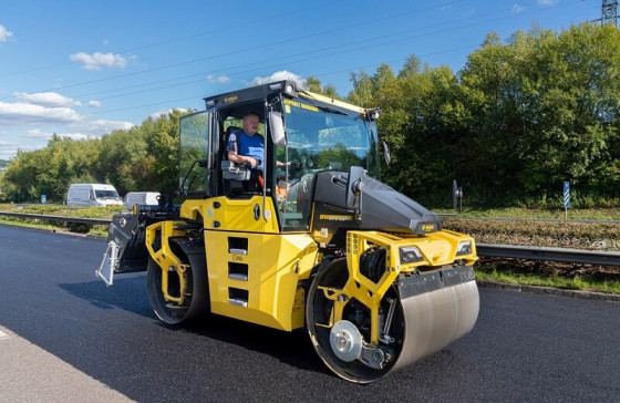 BOMAG Asphalt Rollers – Heavy Tandem Rollers Pivot Steered 5-12t