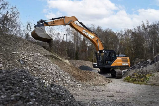 CASE E-series excavators – CX250E.