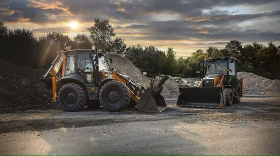 The CASE Construction King range of backhoe loaders delivers a powerful performance.