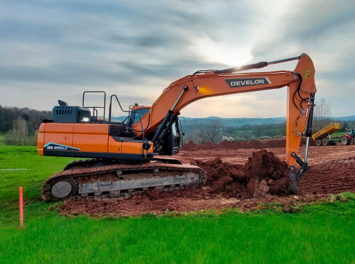 DEVELON Crawler Excavators – DX225LCR-7.