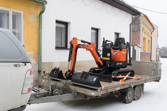 DEVELON Mini Excavators