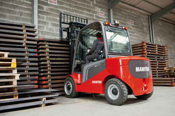 MANITOU ME range of electric forklift trucks. 