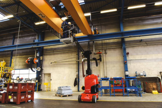 MANITOU VJR vertical mast aerial work platform – high compactness and perfect maneuverability. 