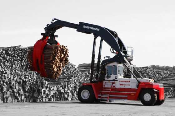 SVETRUCK TMF 32/22 – galingiausias rąstų krautuvas.