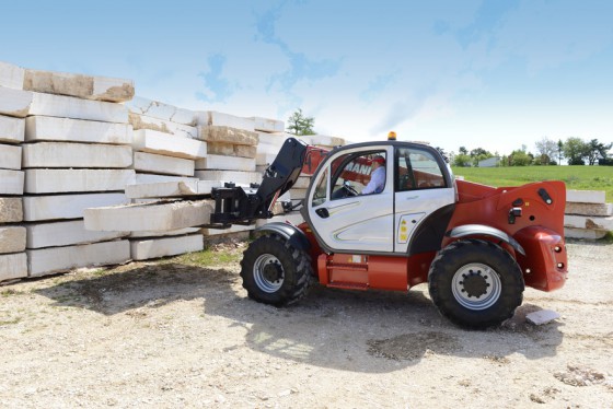 MANITOU MHT serijos teleskopiniai krautuvai – galia ir patikimumas. 