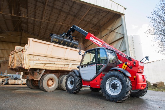 MT series MANITOU telehandler. 