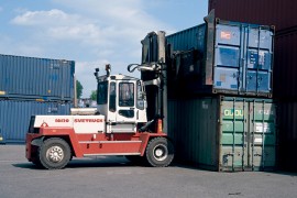 12-18 tons SVETRUCK forklift.