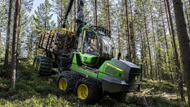 JOHN DEERE medvežė 910G 