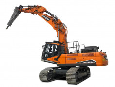 Crawler DEVELON machinery for demolition work