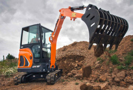 DEVELON Mini Excavator DX19.