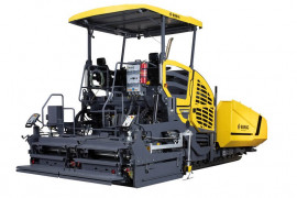 BOMAG paver 