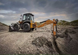 CASE 695SV backhoe loaders – powerful performance. 