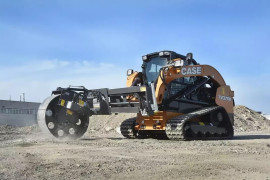 CASE B-Series Compact Track Loaders – TV370B.