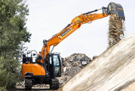 DEVELON Crawler Excavator – DX140LCR-7.