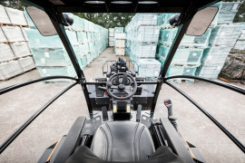 DEVELON compact wheel loaders - cab