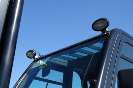 M series MANITOU forklift trucks lights.