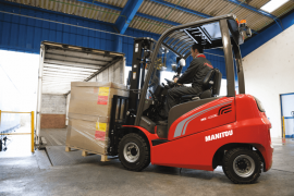 MANITOU ME range of electric forklift truck – simple to use. 