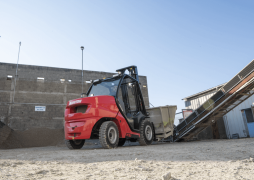 MSI series semi-industrial forklift truck. 