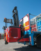 TMM series truck-mounted MANITOU forklift transportation.