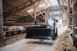 MANITOU MLT serijos teleskopinis krautuvas žemės ūkiui.